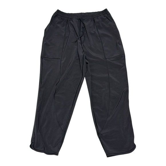 Lululemon Black Cargo Jogger Cropped Pull On Pants Size 6 - Picture 1 of 11
